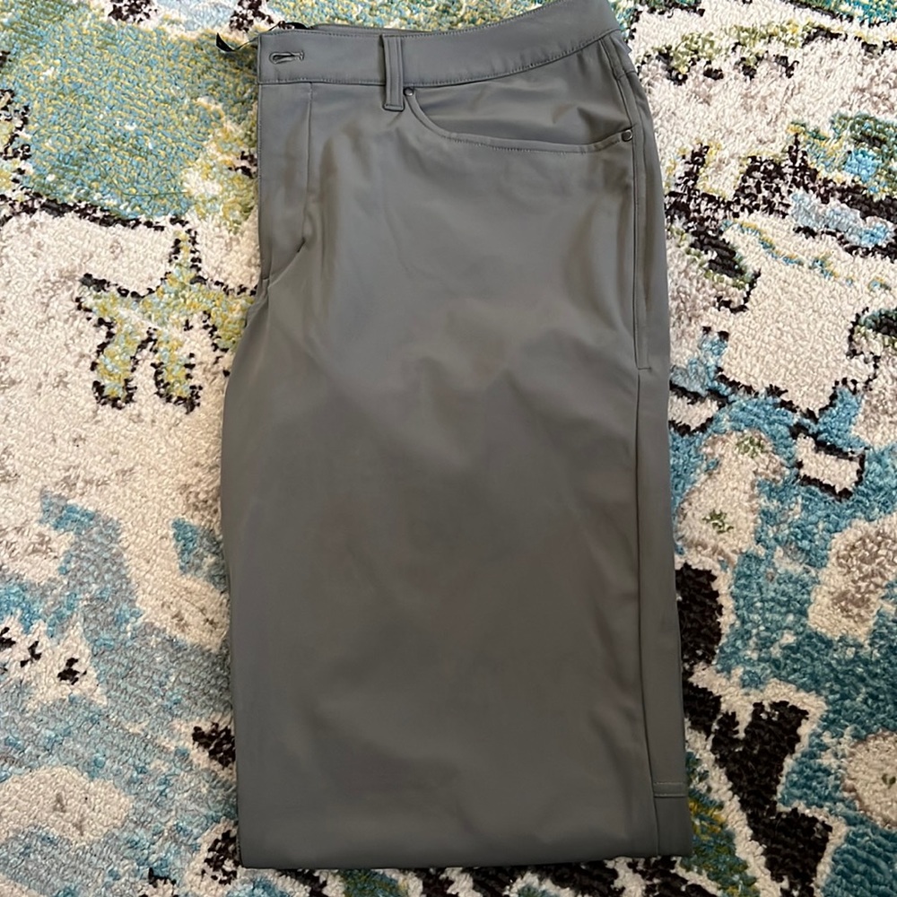 Like New Lululemon ABC Pants 36x32